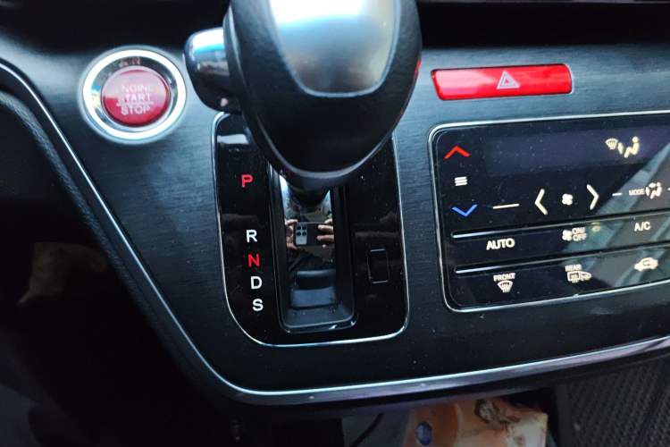 Used Honda Elysion 2016 2.4L Luxury Edition