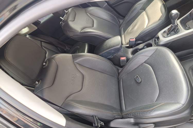 Used Jeep Compass 2017 200T Automatic Family Edition