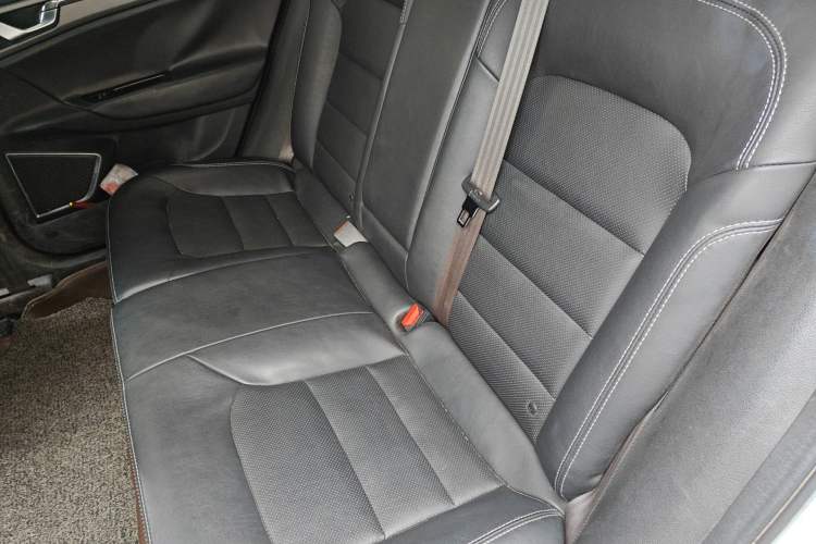 Used Geely Auto Emgrand GS 2016 Sports Edition 1.8L Manual LingShang Model Left Rear Seat