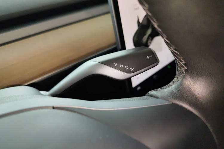 Used Tesla Model Y 2022 Long-Range All-Wheel-Drive Version
