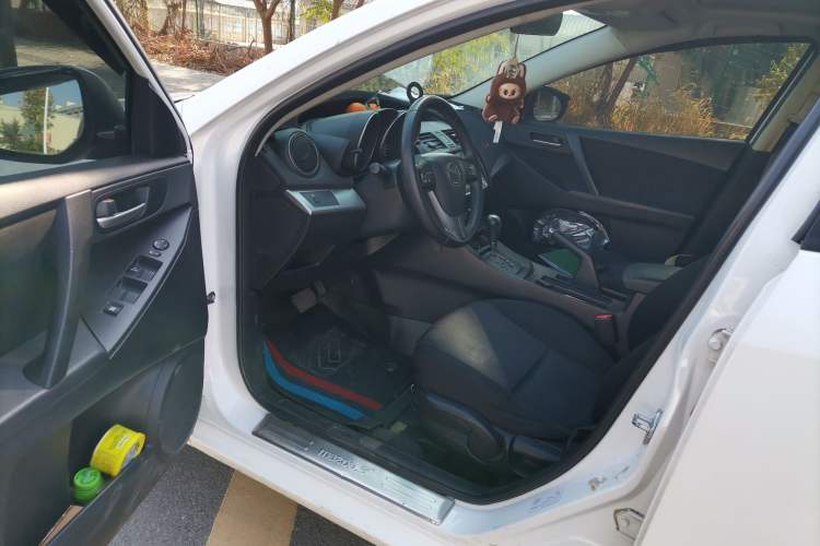 Used Mazda 3 2013 Sedan 1.6L Automatic Elite Model Driver Seat