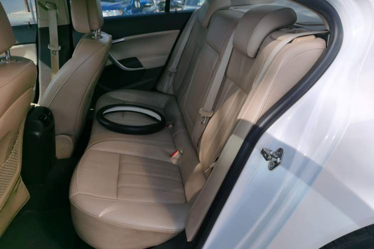 Used Buick Regal 2015 2.0L Leading Fashion Edition
