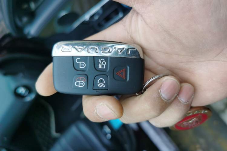 Used Jaguar XJ 2018 XJL 3.0 SC Two-Wheel-Drive Elegant Business Edition
