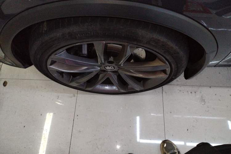 Used BYD Tang New Energy 2019 EV600D Four-Wheel Drive Smart Connectivity Leading Model Exterior 2