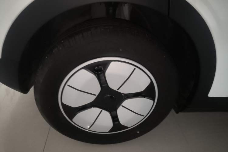 Used Geely Galaxy Geome 2025 310km Youth Edition
