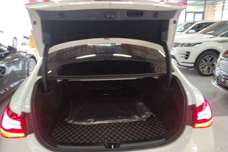 Used Mercedes-Benz A-Class 2025 A 200 L Fashion Model