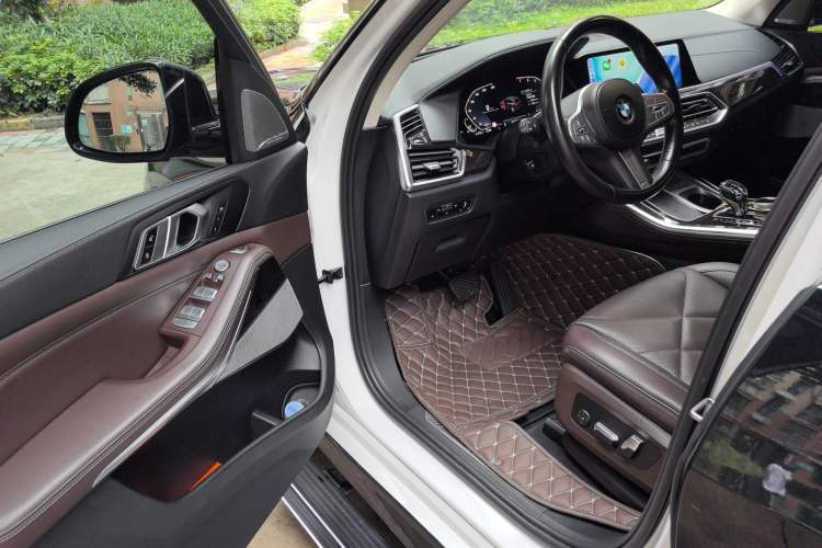 Used BMW X5 2022 xDrive 30Li M Sport Package