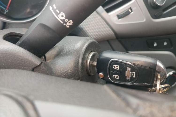 Used Chevrolet Cruze 2012 1.8L SE AT
