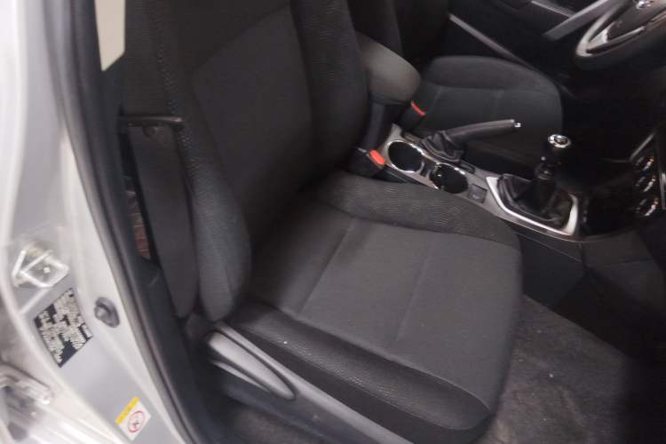 Used Toyota Corolla 2017 Revised Version 1.2T Manual GL-i