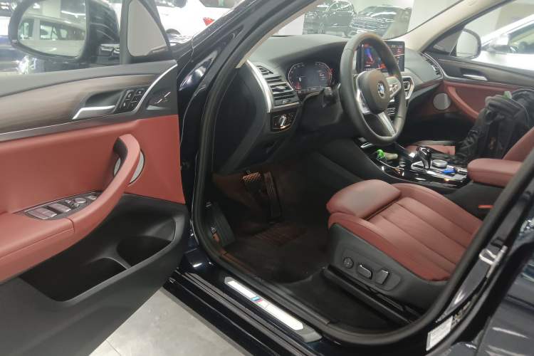 Used BMW X3 2023 Restyled xDrive30i Leading Edition M Night Sky Package