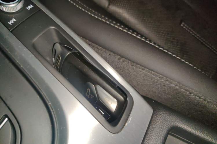 Used Audi A4L 2020 40 TFSI Fashionable and Elegant Model