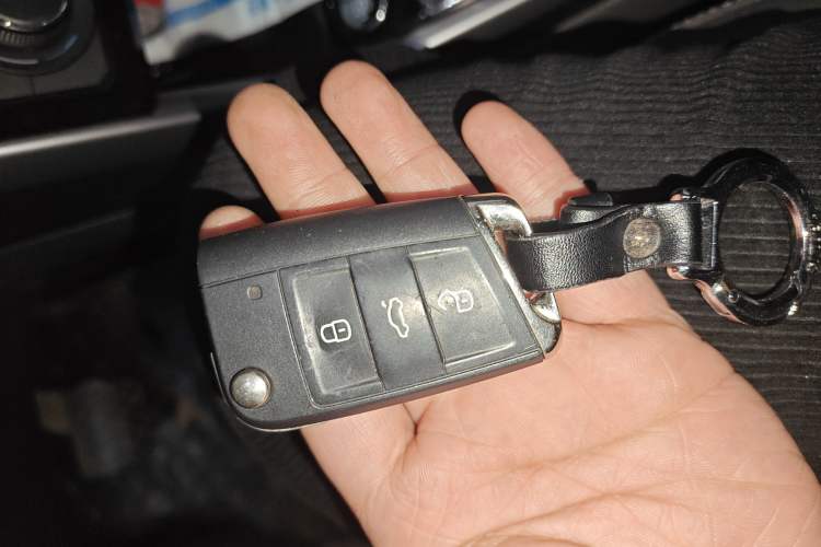 Used Volkswagen T-Cross 2020 280TSI DSG Comfort Edition Vehicle Key