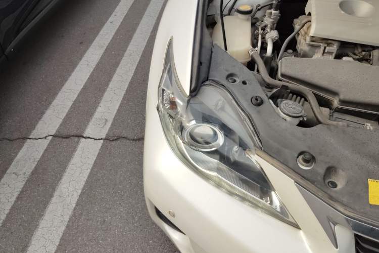 Used Lexus CT 2013 CT200h Elite Edition Right Front Headlight
