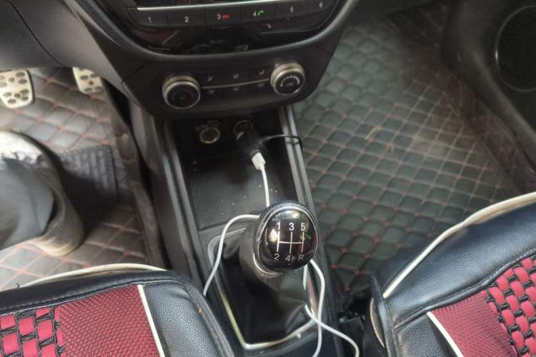 Used Haval H1 2016 Blue Label 1.5L Manual Luxury Model