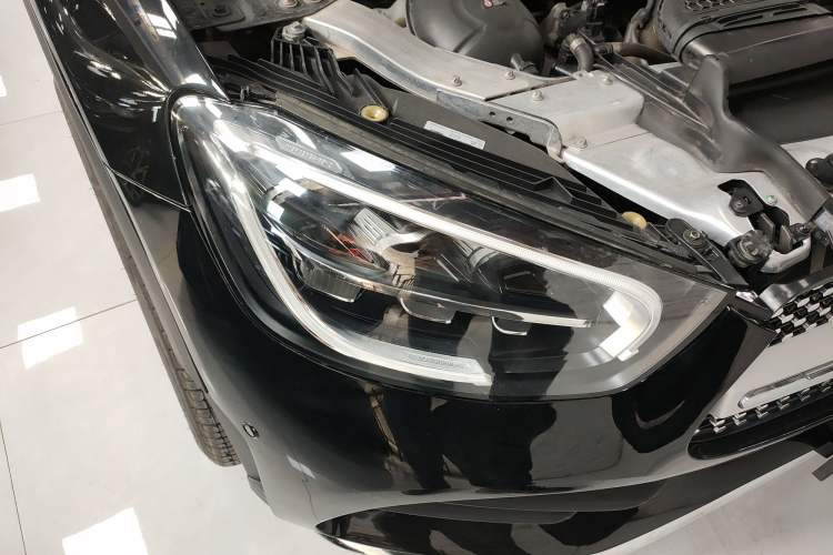 Used Mercedes-Benz GLC 2020 Facelift GLC 300 L 4MATIC Dynamic Edition Right Front Headlight