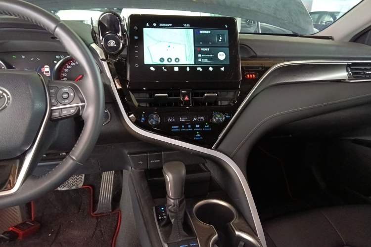 Used Toyota Camry 2023 2.0S Knight Edition