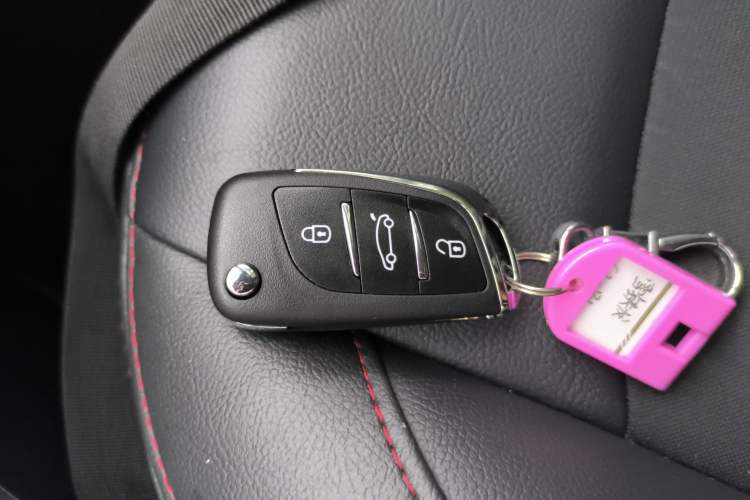 Used Citroen C3-XR 2015 1.6THP Automatic Pioneer Model
