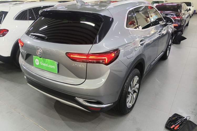 Used Buick Envision 2022 Encore S 652T Two-Wheel-Drive Luxury Model
