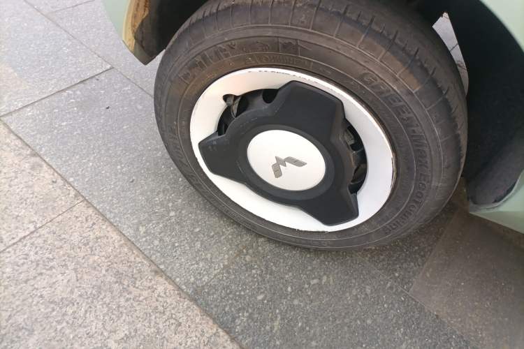 Used Wuling Hongguang MINIEV 2021 Macaron Fashion Edition Lithium-Ion Battery Exterior 5