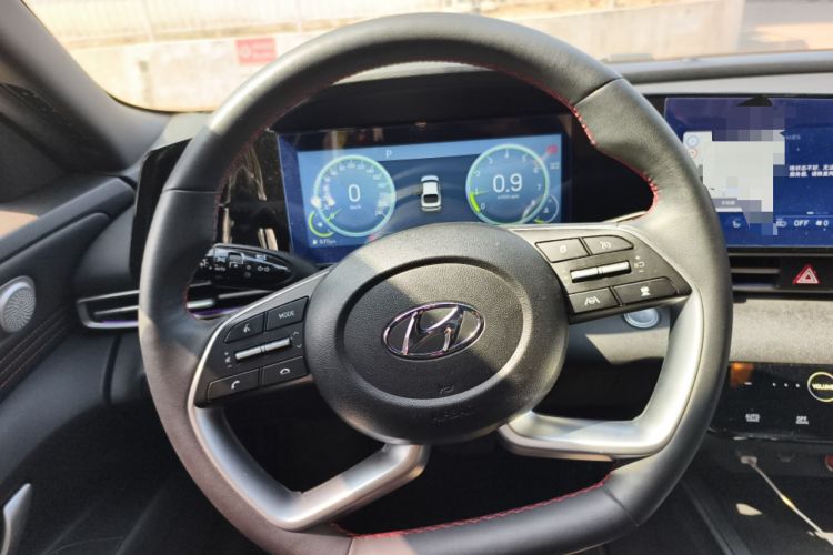 Used Hyundai Elantra 2022 1.5L CVT 20th Anniversary Edition
