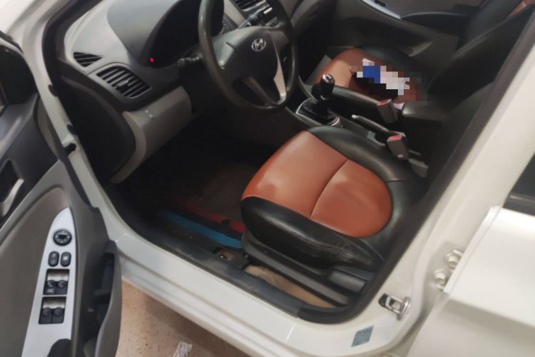 Used Hyundai Verna (older generation) 2014 1.4L Manual Smart GLS Trim
