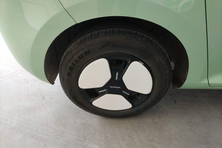 Used CHANGAN NEVO Lumin 2022 155 km – Refreshingly Sweet Edition Exterior 5