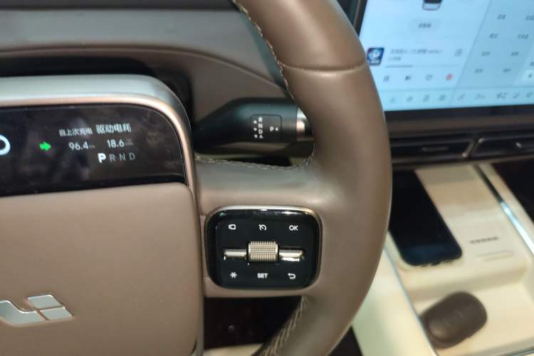 Used Li Auto MEGA 2024 Ultra Model