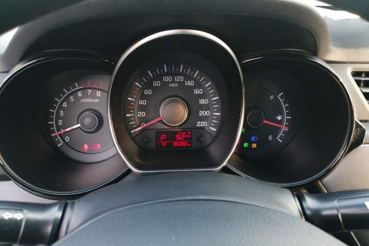 Used Kia K2 2015 Sedan 1.4L Automatic GLS