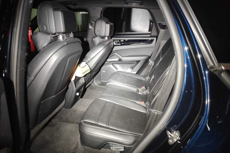 Used Porsche Cayenne E-Hybrid 2019 Cayenne E-Hybrid 2.0T
