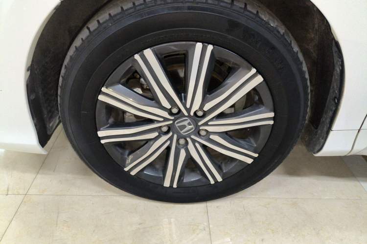 Used Honda Odyssey 2024 2.0L eHEV Sharp & Smart Edition