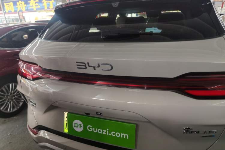 Used BYD Song PLUS New Energy 2025 DM-i Intelligent Driving 160KM Flagship Model Rear