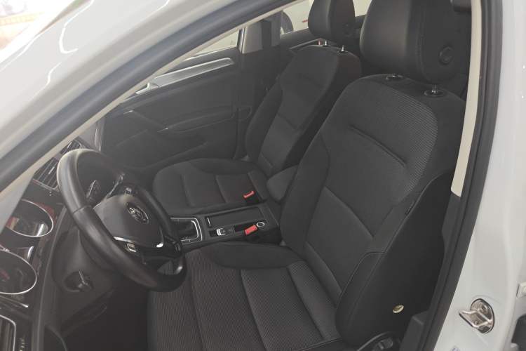 Used Volkswagen Golf 2020 280TSI DSG Comfort Version
