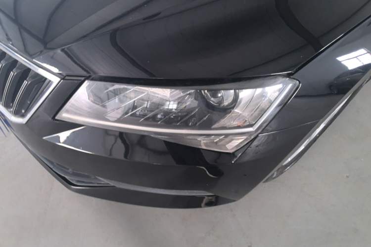 Used Skoda Superb 2016 TSI330 DSG Innovation Edition
