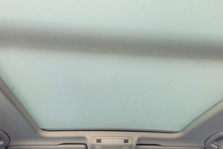 Used Volkswagen Tayron 2019 330TSI Two-Wheel Drive Luxury Model China VI Standard
