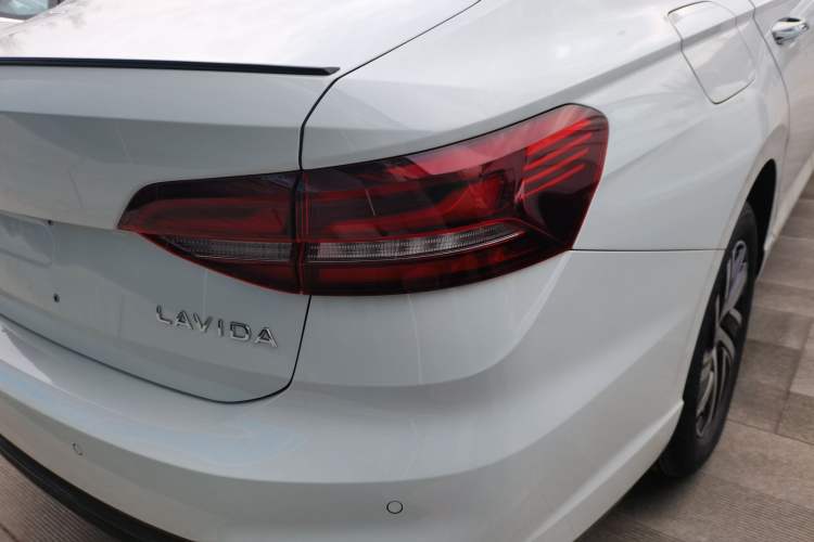 Used Volkswagen Lavida 2024 300TSI DSG Starry Sky Leading Edition
