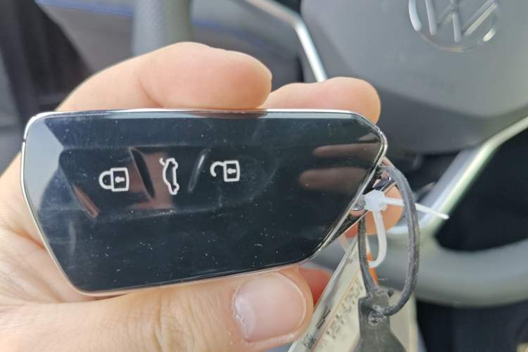 Used Volkswagen Teramont 2025 Tiguan Pro 450TSI Four-Wheel Drive Summit Edition
