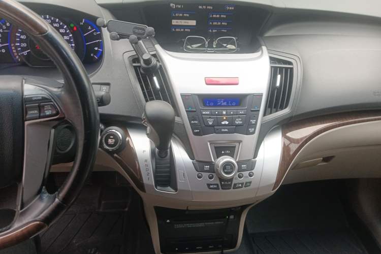 Used Honda Odyssey 2013 2.4L Luxury Edition
