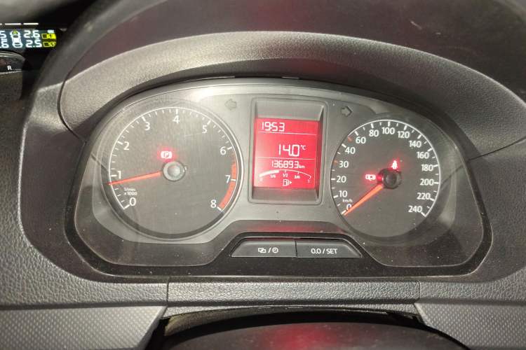 Used Volkswagen Jetta 2015 Value Edition 1.6L Manual Fashionable Style
