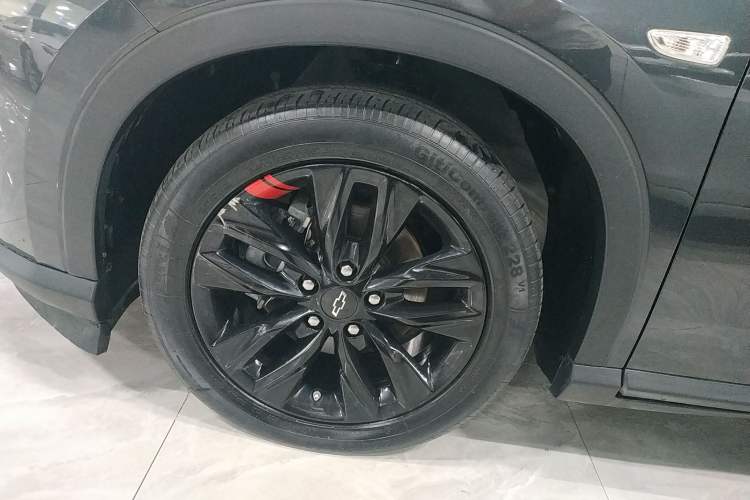 Used Chevrolet Orlando 2020 Light Hybrid Redline 530T Automatic Enjoyment Edition (5+2 Models) Exterior 4