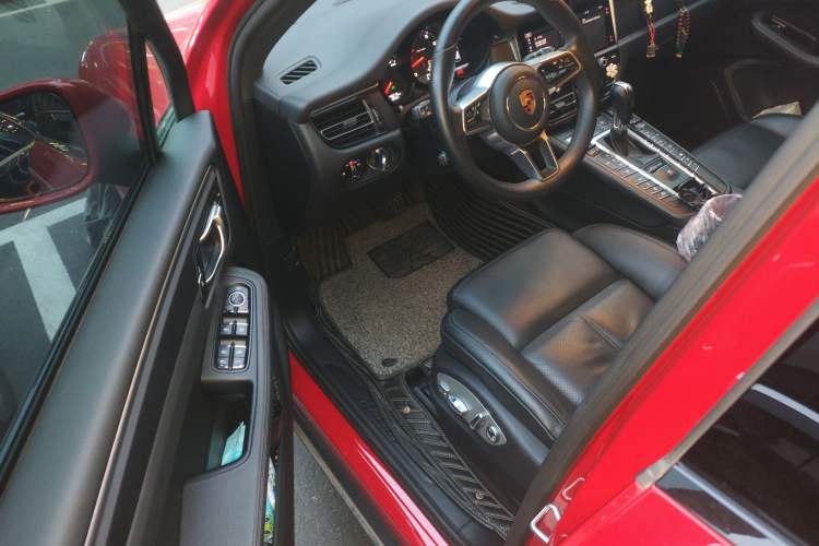 Used Porsche Macan 2020 Macan 2.0T Driver Seat