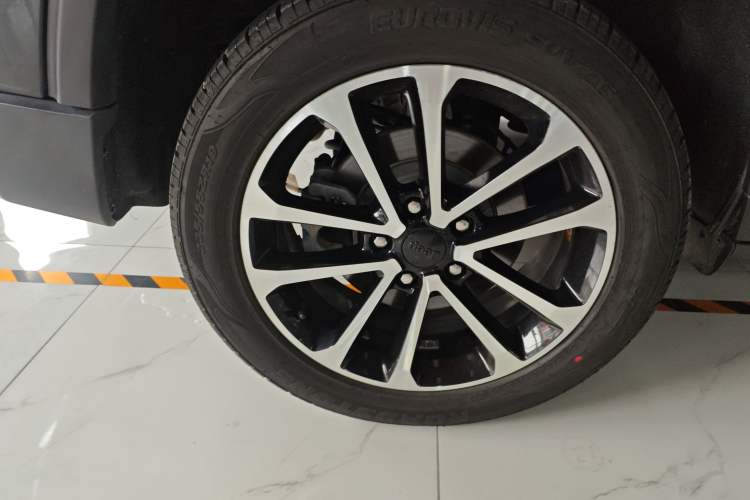 Used Jeep Grand Commander 2018 2.0T Four-Wheel Drive Enjoyment Edition China VI