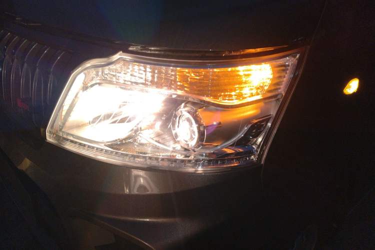 Used Chana Ruixing M60 2023 1.5L GDI Comfort-Class Passenger Vehicle 6/7 Seats
