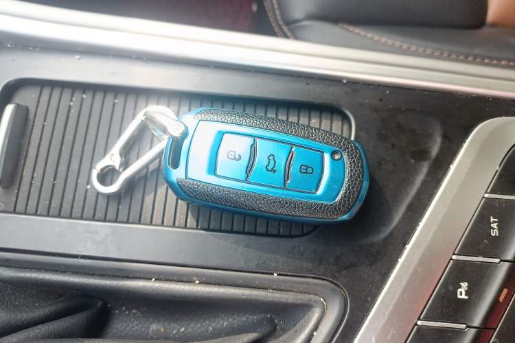 Used Geely Auto Vision X6 2018 1.4T CVT 4G Connected Flagship Edition