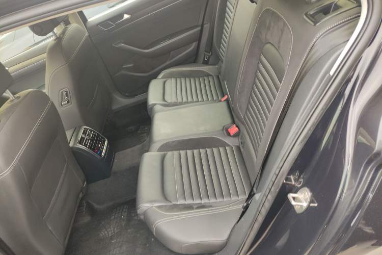 Used Volkswagen Magotan 2020 280TSI DSG Leading Edition Left Rear Seat