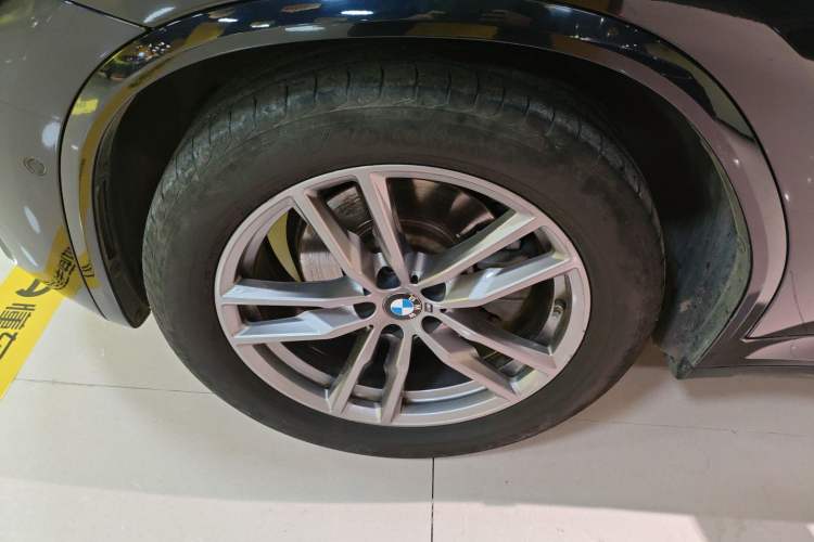 Used BMW X3 2020 xDrive28i M Sport Package Exterior 4