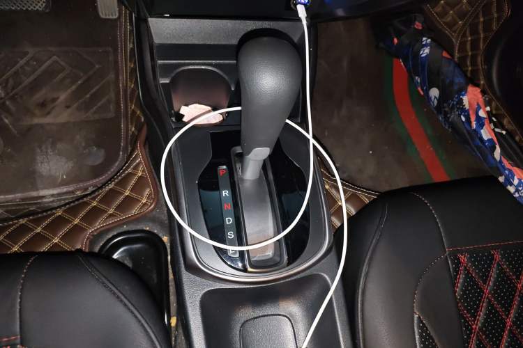 Used Honda Greiz 2016 1.5L CVT Classic Edition Gear Lever