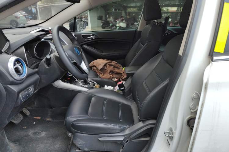 Used BYD Yuan New Energy 2019 EV360 Smart Connect Leading Model
