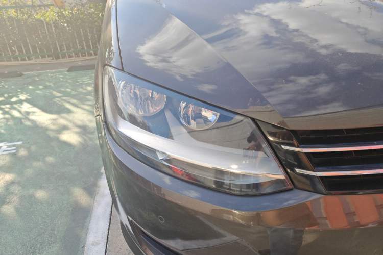 Used Volkswagen Sharan 2016 380TSI Comfort Edition 7-Seater Right Front Headlight