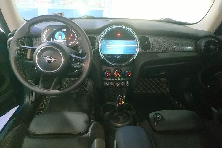 Used MINI MINI 2022 Updated 1.5T COOPER Classic Edition