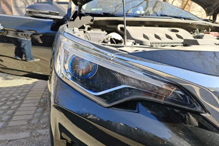 Used Venucia D60 2019 1.6L XL Manual SmartConnect Elite Edition
